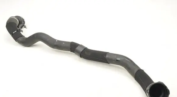 Volvo XC40 Engine coolant pipe/hose 32325219