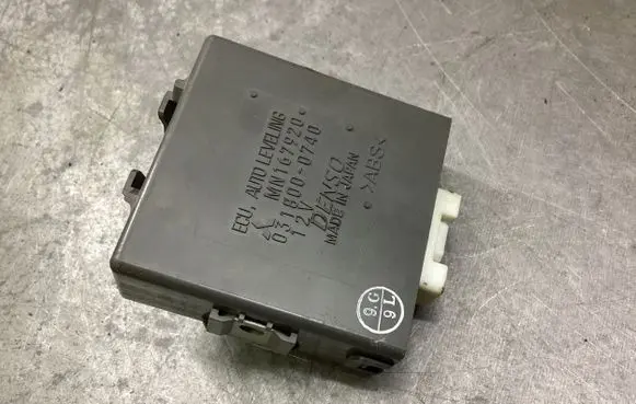 Mitsubishi Grandis Comfort/convenience module 0318000740 MN167920