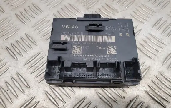 Audi A8 S8 D4 4H Door control unit/module 4H0959795D