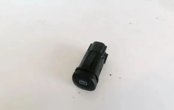 Ford Fiesta Windscreen/window heater switch 96fg18c621aa