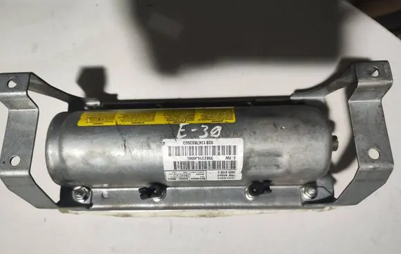 BMW 5 E39 Passenger airbag 30004126C 39823163006 1003091820015