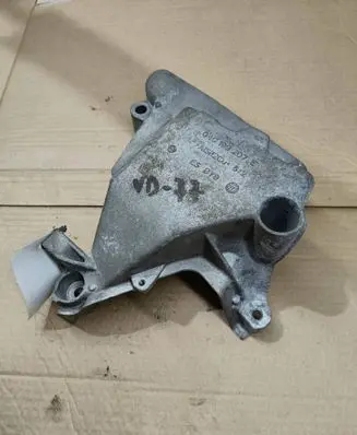 Skoda Fabia Mk3 (NJ) Engine mounting bracket 04C199207E