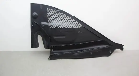 BMW 4 F32 F33 Wiper trim 9353043