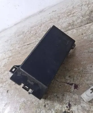 KIA Sorento Fuse box set 911603E030 10030605036 BE0300306050237
