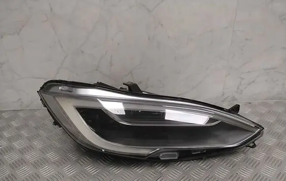 Tesla Model S Headlight/headlamp 105357500C