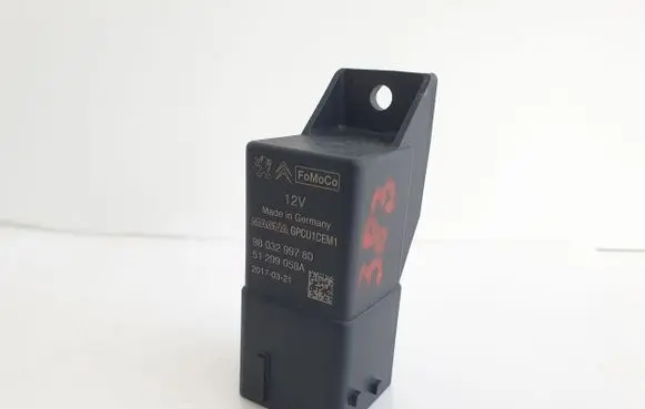 Citroen C4 Cactus Other relay 9803299780 51299058A