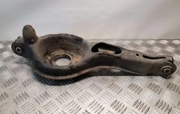 Rear control arm