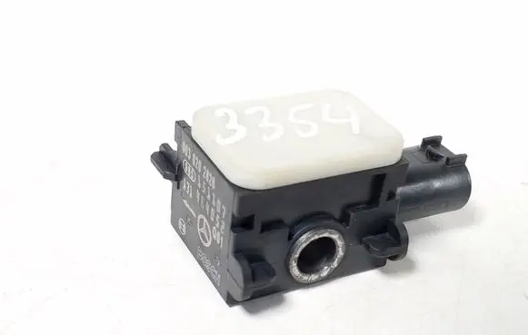 Mercedes-Benz CL C216 Airbag deployment crash/impact sensor A0038202826