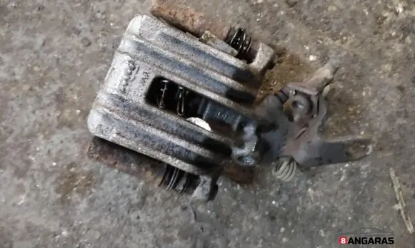 Skoda Octavia Mk2 (1Z) Rear brake caliper