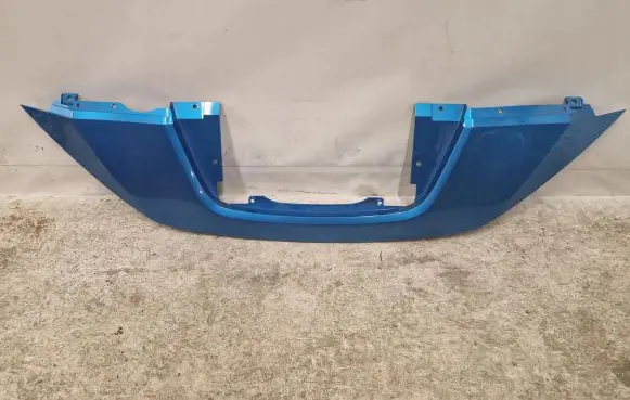 Nissan Leaf II (ZE1) Front bumper upper radiator grill 623205SH0A