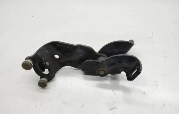 Seat Alhambra (Mk2) Sliding door middle roller runner 7N0843335G