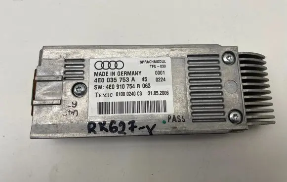 Audi A4 S4 B7 8E 8H Voice control module 4E0035753A 4E0910754R 01000240C3