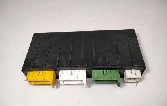 BMW 5 E34 Comfort/convenience module 61351388523
