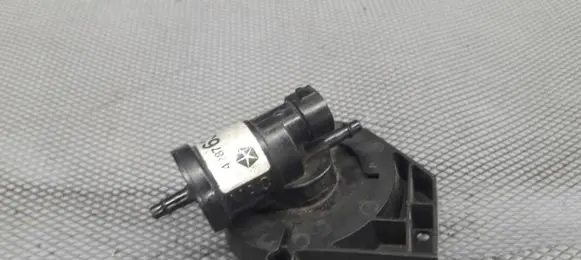 Chrysler New Yorker XIII Valve vacuum 4287634