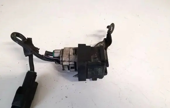 Toyota Auris 150 Glow plug pre-heat relay 2861067010