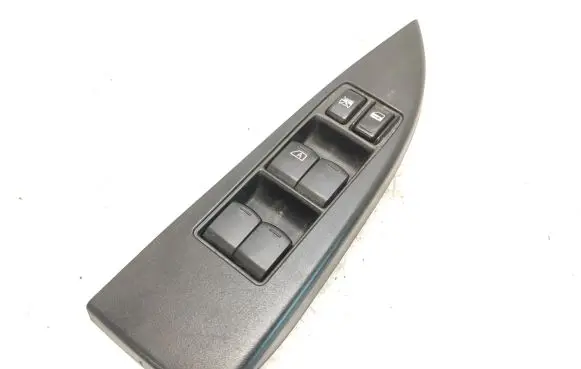 Subaru Outback Electric window control switch 94263AJ030