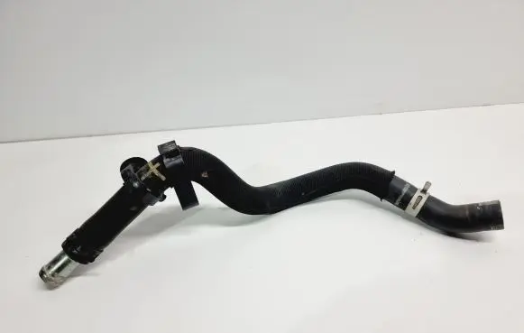 Nissan X-Trail T32 Engine coolant pipe/hose 924104CR0A