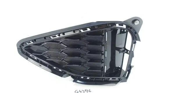 Hyundai i30 Front bumper lower grill 