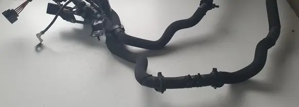 Nissan X-Trail T32 Engine coolant pipe/hose 0281003070 110673774R