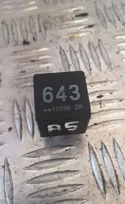 Audi A5 8T 8F Other relay 8k0951253