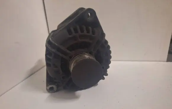Opel Signum Generator/alternator 13125525