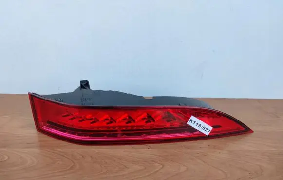 Jaguar F-Pace Rear/tail lights HK8313404A