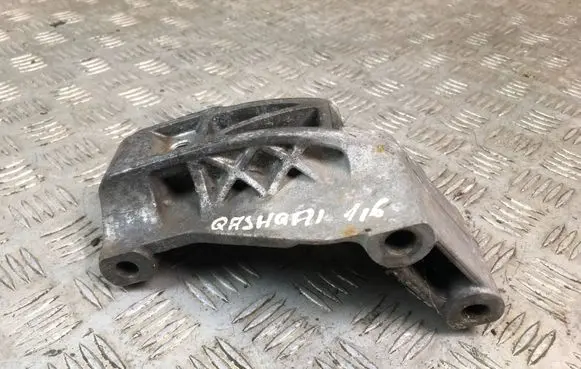 Nissan Qashqai Engine mounting bracket 11232JD00A