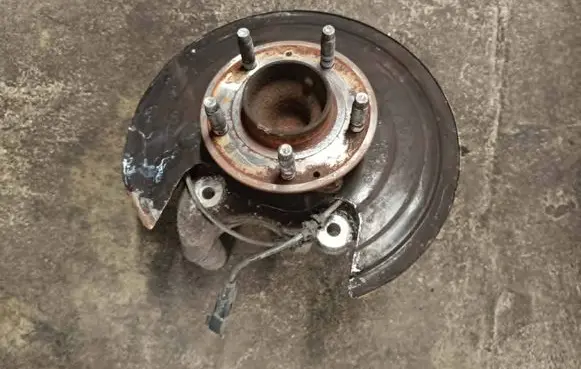Opel Insignia B Rear wheel hub spindle/knuckle 