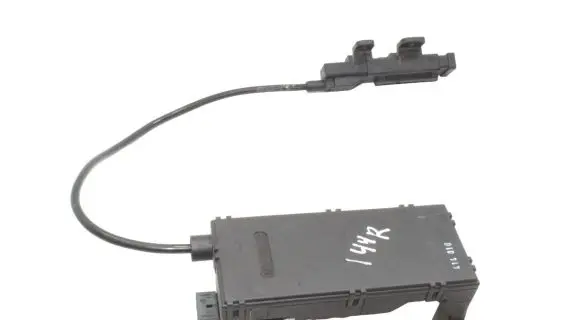 Mercedes-Benz SL R230 Keyless system antenna A2308200075