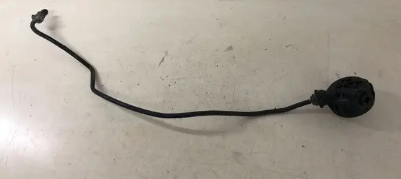 Volkswagen PASSAT B6 Clutch pipe/line FM277001