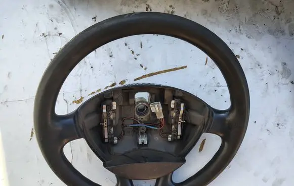 Nissan Primastar Steering wheel