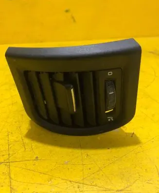 Skoda Fabia Mk2 (5J) Dashboard side air vent grill/cover trim 5J0819702