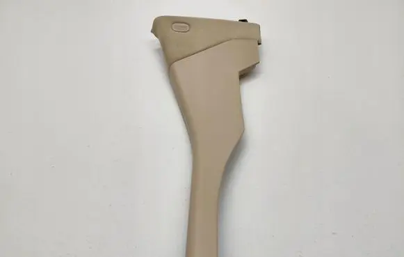 Maserati Ghibli (C) pillar trim 670011413