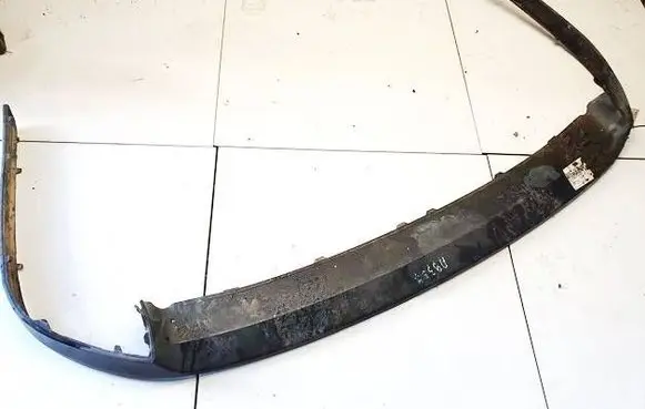 Skoda Octavia Mk2 (1Z) Front bumper lip 