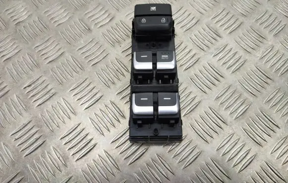 KIA Sportage Electric window control switch 9350F1520
