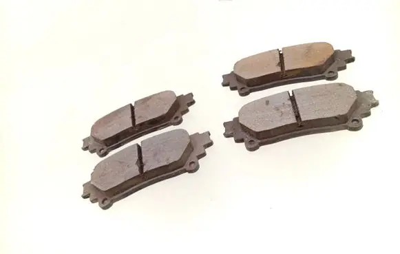 Toyota Prius+ (ZVW40) Brake pads (rear) 0986494873