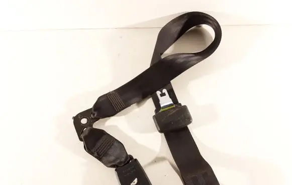 Toyota Yaris Rear seatbelt buckle 7E9320 7H7520 D016001