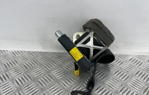 Mercedes-Benz E W212 Rear seatbelt 34056829A BAMPT10597 071723020