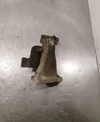 Mercedes-Benz E W211 Engine mounting bracket a1122294704