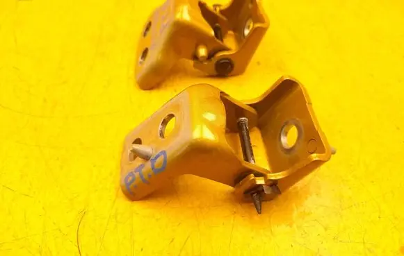 Opel Astra L Rear door upper hinge