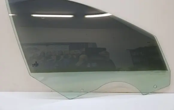 BMW 7 F01 F02 F03 F04 Front door window glass four-door 43R001026