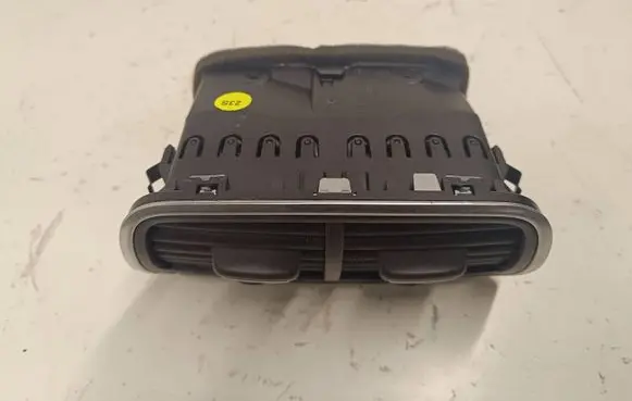 Audi A6 Allroad C7 Rear air vent grill 4G0819203
