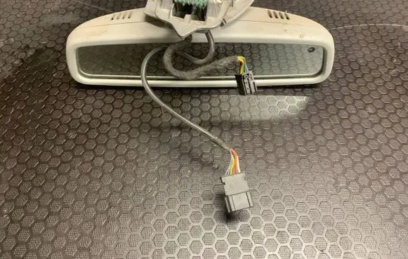 Mercedes-Benz E W211 Rear view mirror (interior) 2118101717 3532123195 430N901