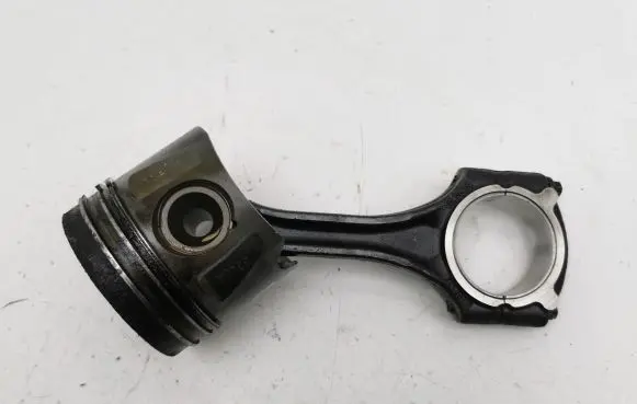 Mercedes-Benz A W169 Piston with connecting rod 64001236