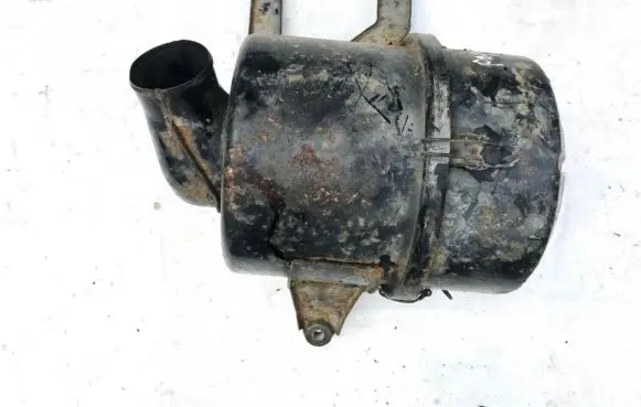 Mitsubishi Pajero Air filter box