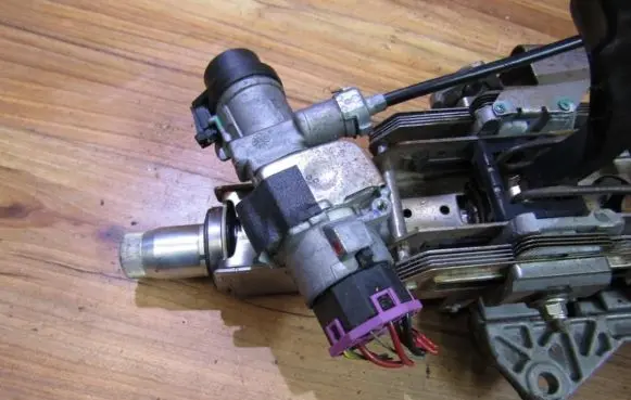 Audi A4 S4 B7 8E 8H Ignition lock contact 