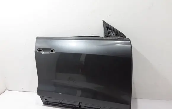 Audi Q8 Front door 4M8831052C