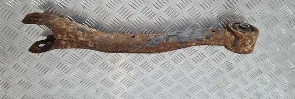 Mitsubishi Pajero Rear control arm