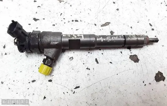 Nissan NV200 Fuel injector 0445110485