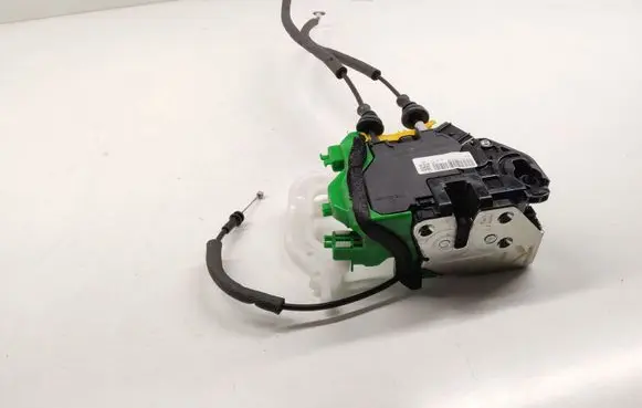 KIA Sorento Front door lock 81310C5020